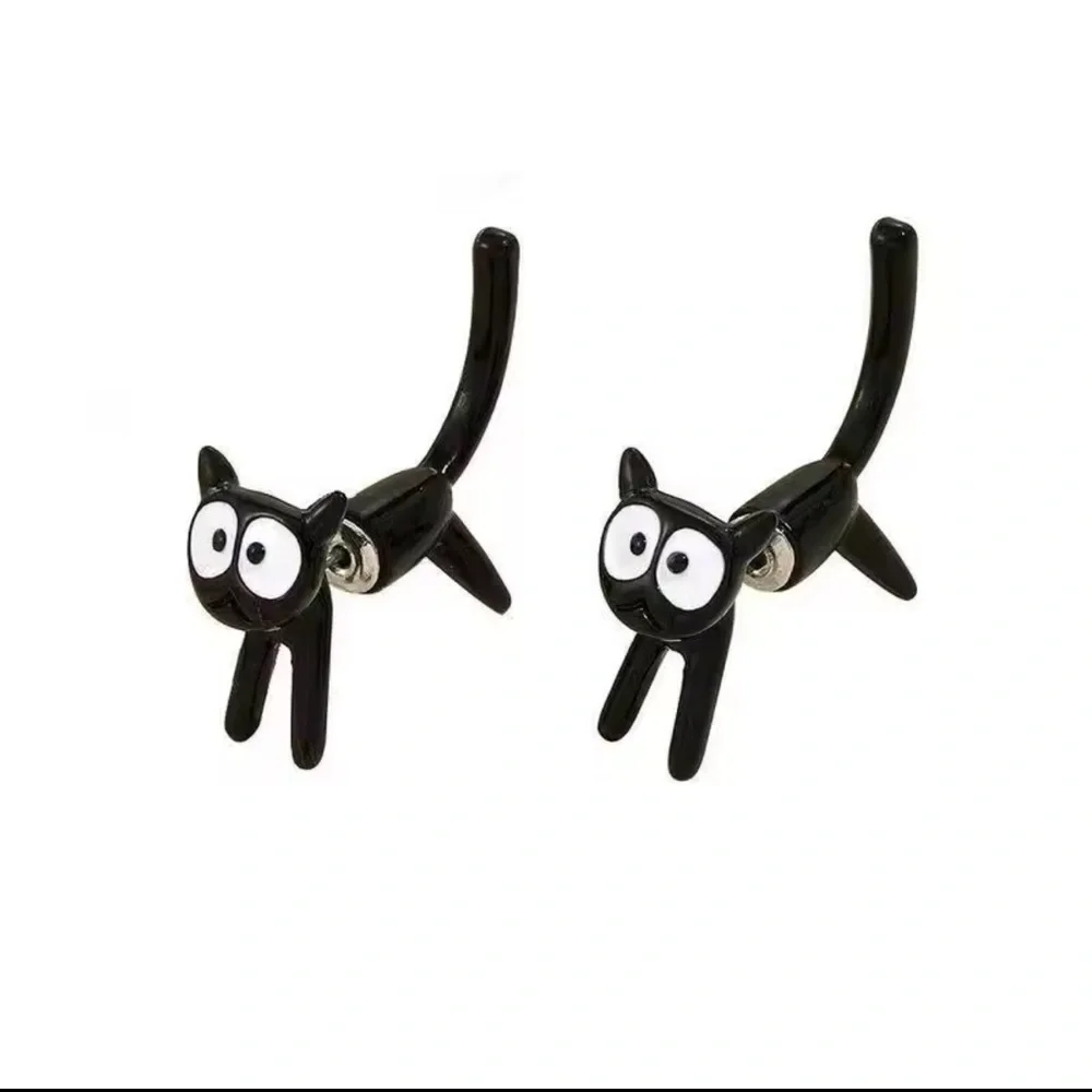 Playful Black Cat Stud Earrings ๐พ - Picture 3 of 7